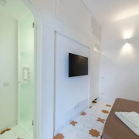 Yourhome - La Casupola Apartman *